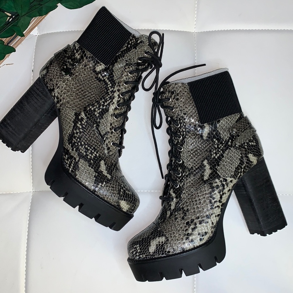 Charles David | Combat Boots